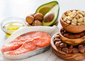 Wellhealthorganic.Com: Easy Way To Gain Weight Know How Raisins Can Help In Weight Gain